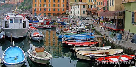 Der Hafen im Fischerort Camogli